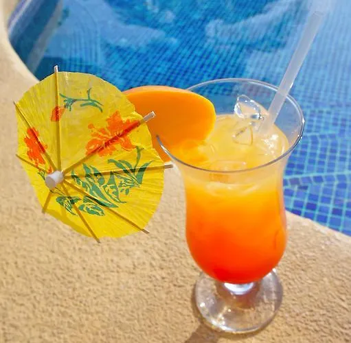 Hotel Los Altos De Eros 5*